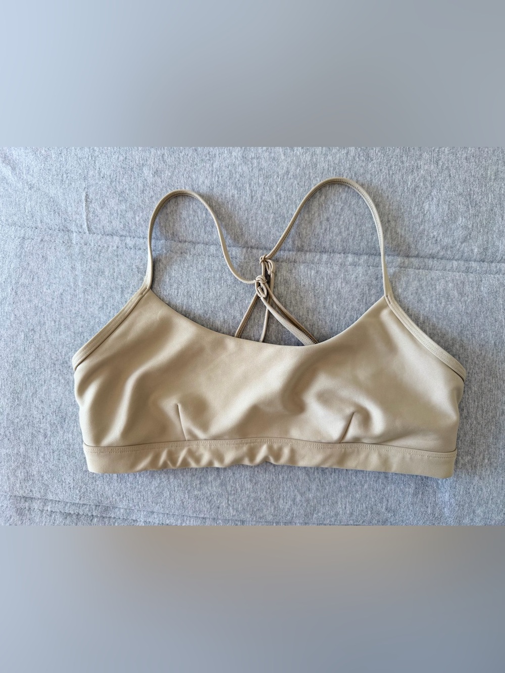 Alo airlift intrigue bra